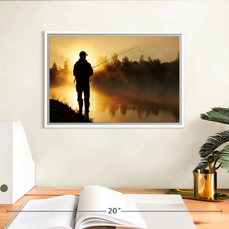 Pêche sur une berge brumeuse, Cadre flottant blanc, 13 po x 9 po