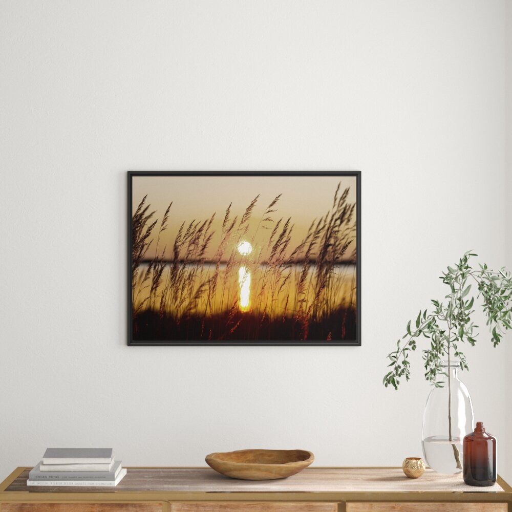 Gerahmtes Wandbild Gräser bei Sonnenuntergang