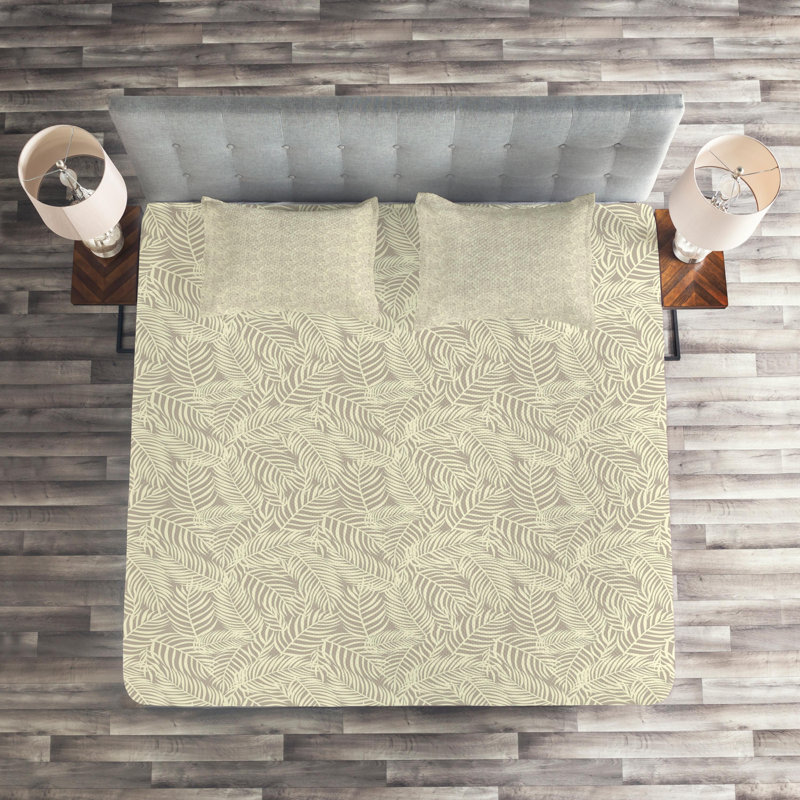 Polyester Coverlet, King Bedspread + 2 Shams, Peach/Off White Damask