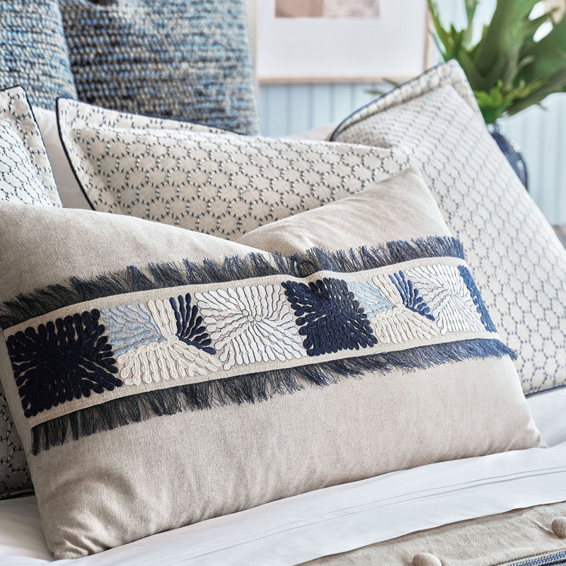 Beau Pillow Cover & Insert, Rectangle 15"H x 26"W