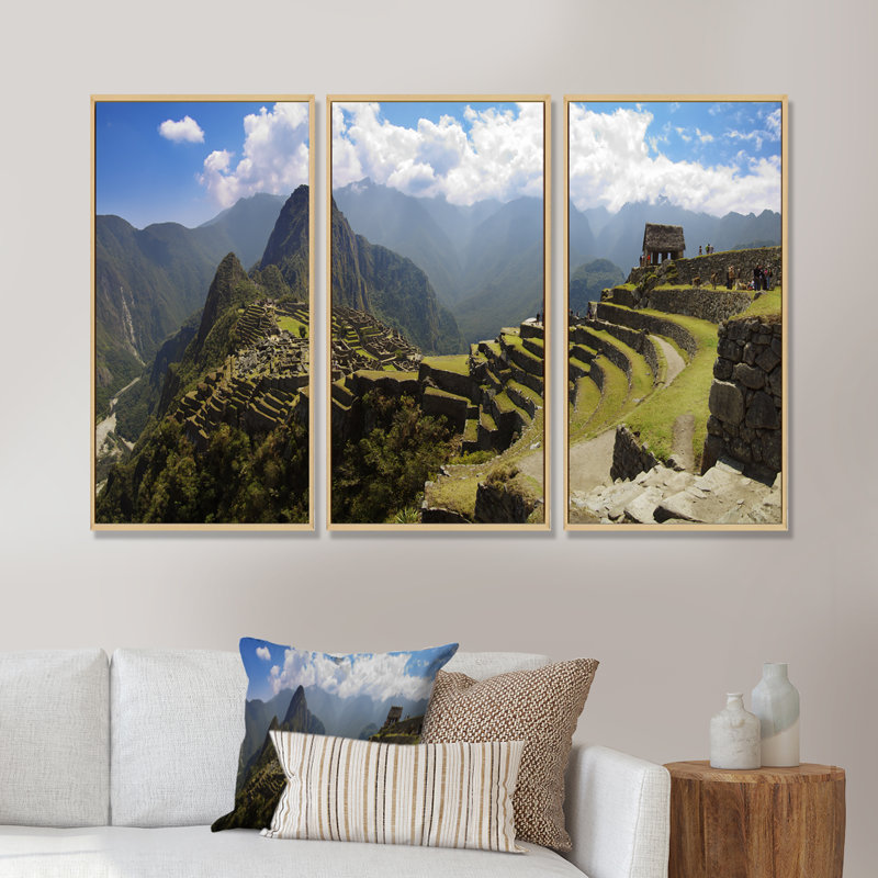 Machu Picchu Panorama - 3 pièces, cadre photo flottant sur toile, L 36 po x H 20 po, Cadre brun