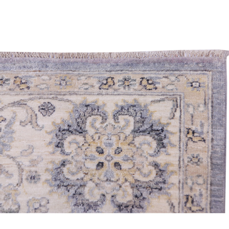 Wool Oriental Area Rug in Ivory