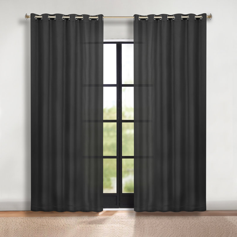 Paire de rideaux obscurcissant avec œillets Millendon, Noir, L 70 po x L 84 po