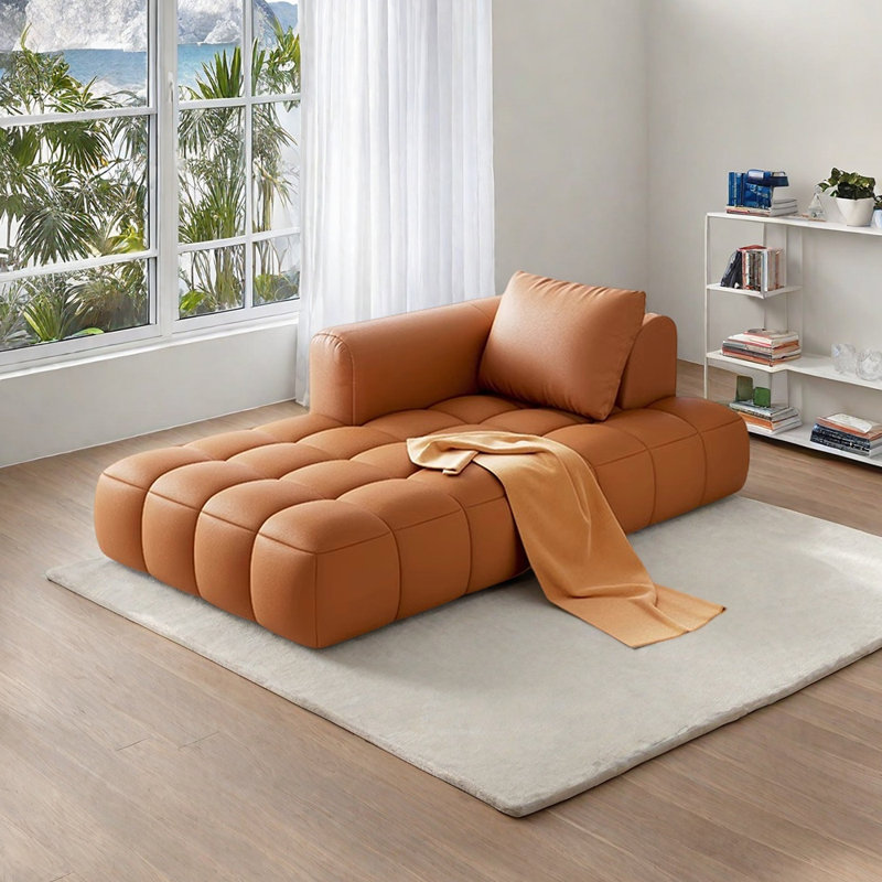 Peyo, Orange, Right Hand Facing