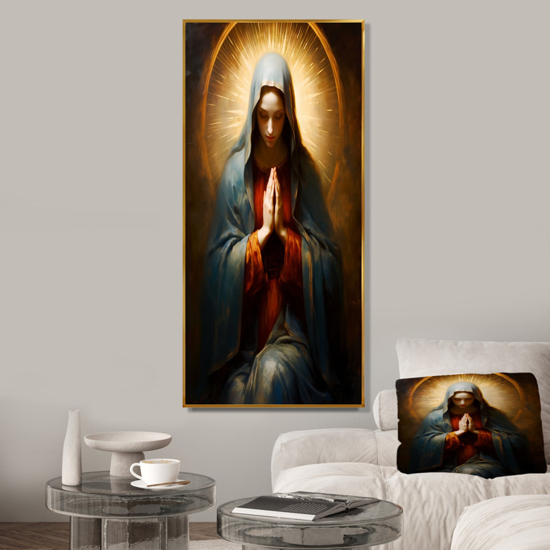 «Mother Mary Christian Portrait II», Cadre flottant doré, H 60 po x l 28 po