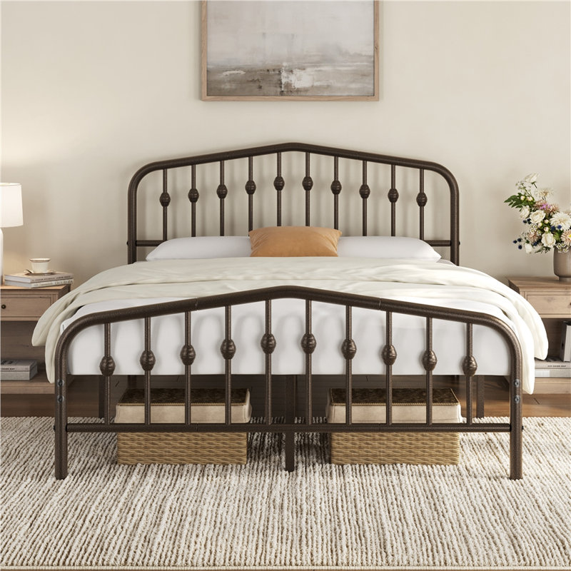 Metal Bed with Arched Headboard and Footboard, Kingsize (5'), Bronze