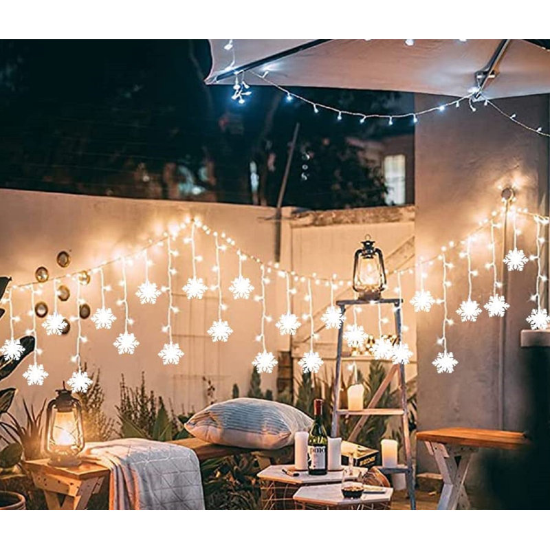 150 LED Icicle Lights with Snowflake, White