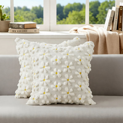 Ensemble de taie d'oreiller printemps / été (18 x 18 pouces, ensemble de 2 pièces), style maison de campagne, fleurs jaunes, cœurs, marguerites, jacquard en fourrure moelleuse, décoration des Fêtes pour canapé de chambre à coucher