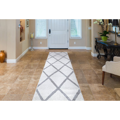 Loney Geometric Indoor Rug