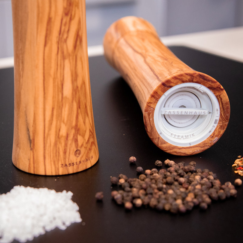 Frankfurt Wood Pepper Mill