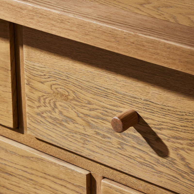 Millbrook 10 - Drawer Dresser