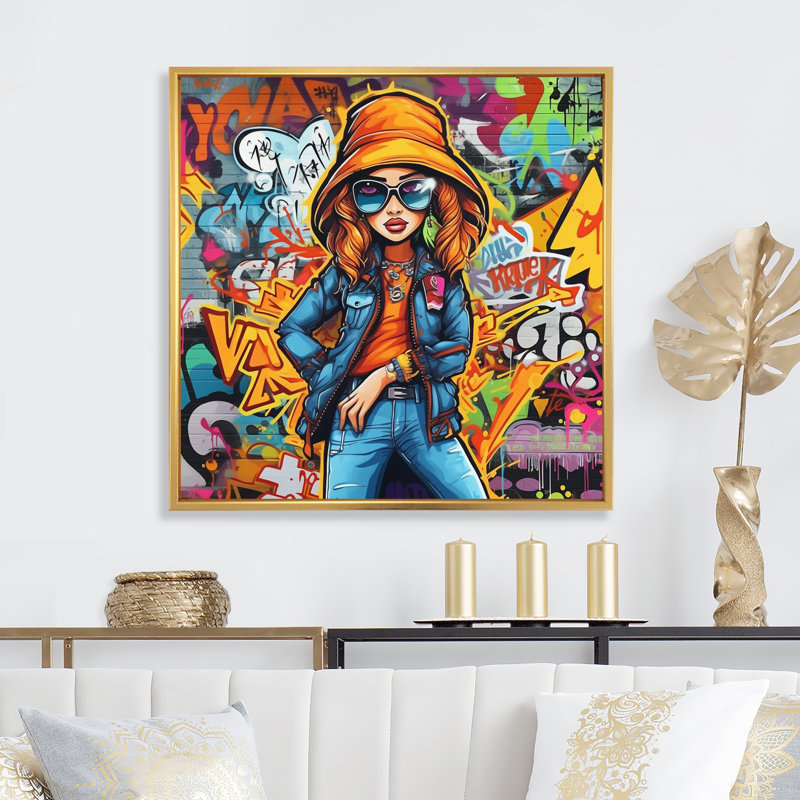 Femme graffiti sur toile, Cadre flottant doré, H 16 po x l 16 po x P 1 po