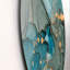 Art mural rond moderne en métal turquoise et marbre infusé d'or-68853878
