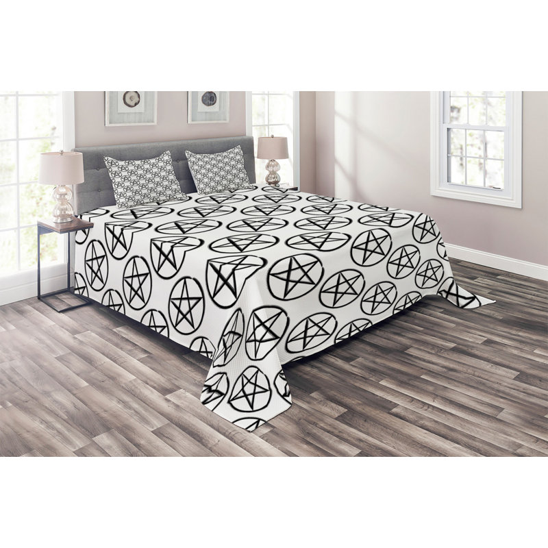 Farmhouse / Country Coverlet, Black/White, King Bedspread + 2 Shams