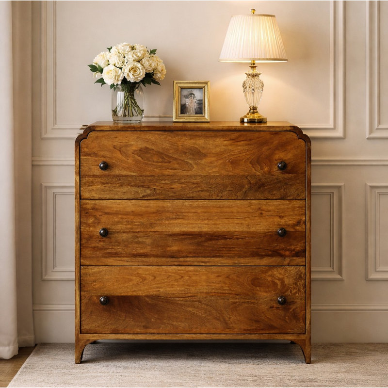 Scalloped Edge Chest