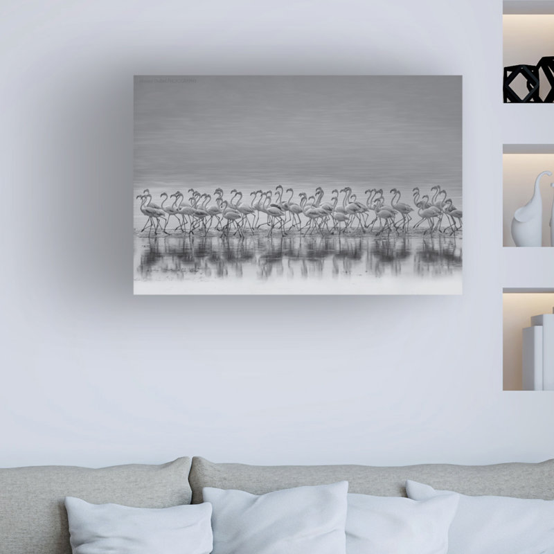 «Comrades» par Ahmet Thabet - reproduction de photo sur toile tendue, H 16 po x l 24 po x P 2 po