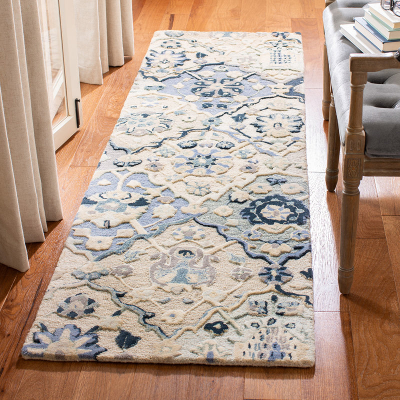 Taumsauk Hand Tufted Wool Oriental Rug, Runner 2'3" x 8'