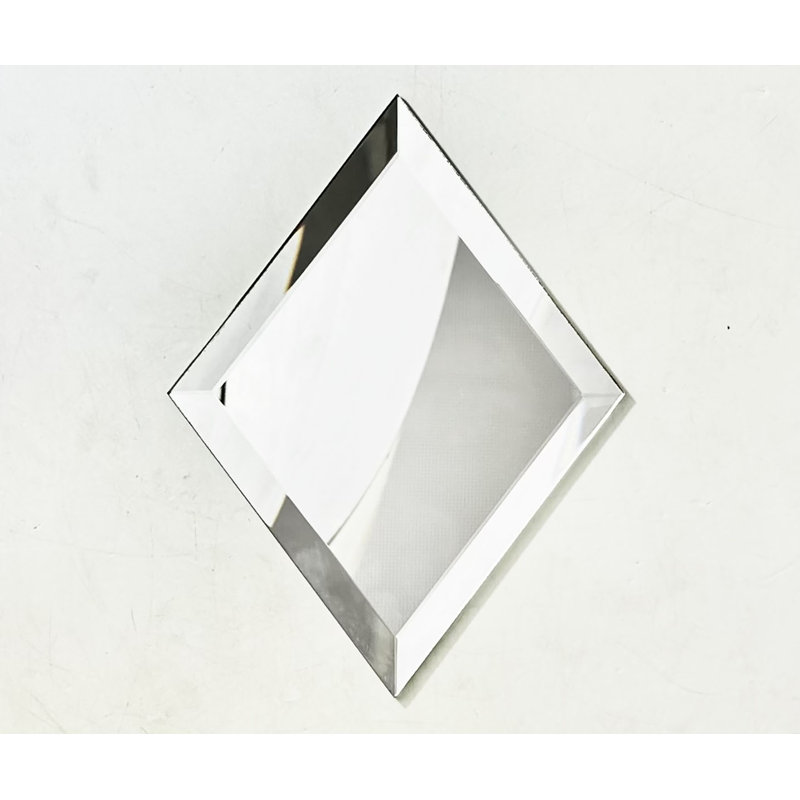 Carrelage mural en verre biseauté à miroir 6 "x 8" Reflections, Argent