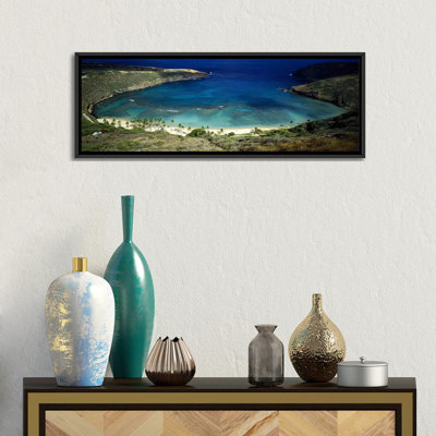 " High Angle View Of A Coast, Hanauma Bay, Oahu, Honolulu County, Hawaii, USA "