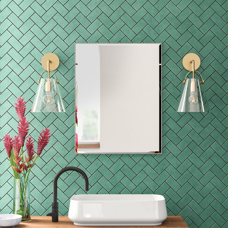 Miroir traditionnel biseauté Logsdon, 22 po x 28 po, Argent