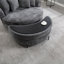 Fauteuil demi-tonneau avec repose-pieds-1173396227