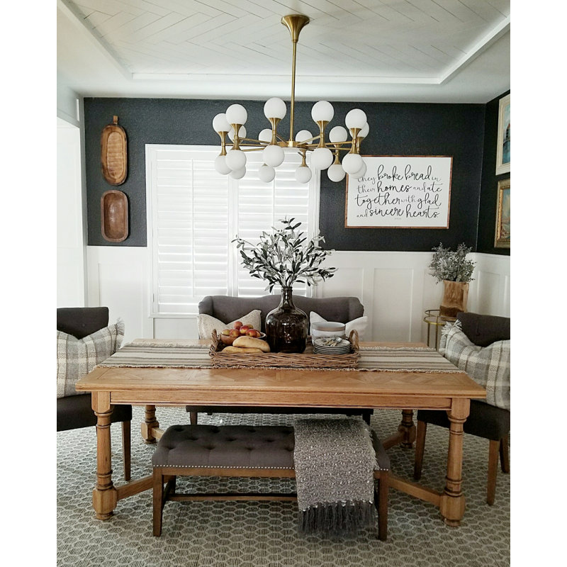 Astoria 20 - Light Chandelier, Aged Brass