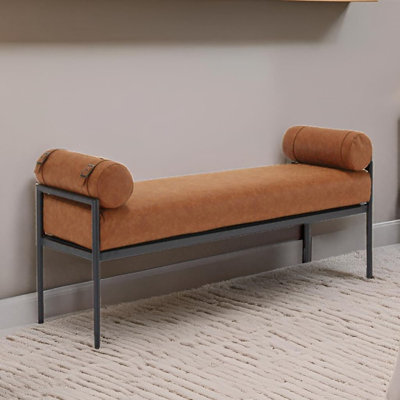 Banc moderne avec repose-pieds de 55 po avec accoudoirs et coussins à lanières amovibles pour la chambre à coucher avec pieds en métal noir, brun