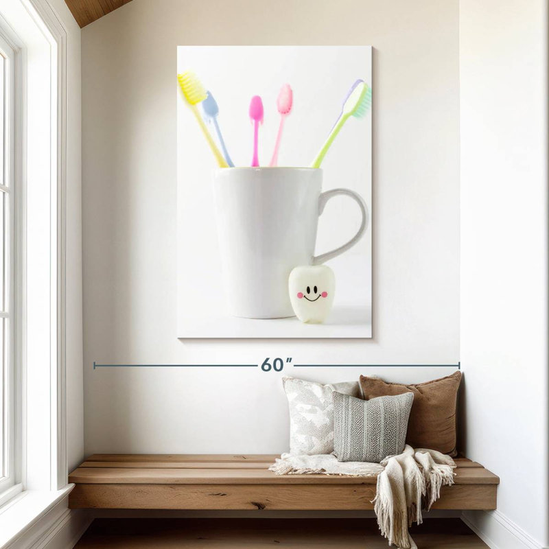 Alcaraz Toothbrush Mug, 48" H x 32" W