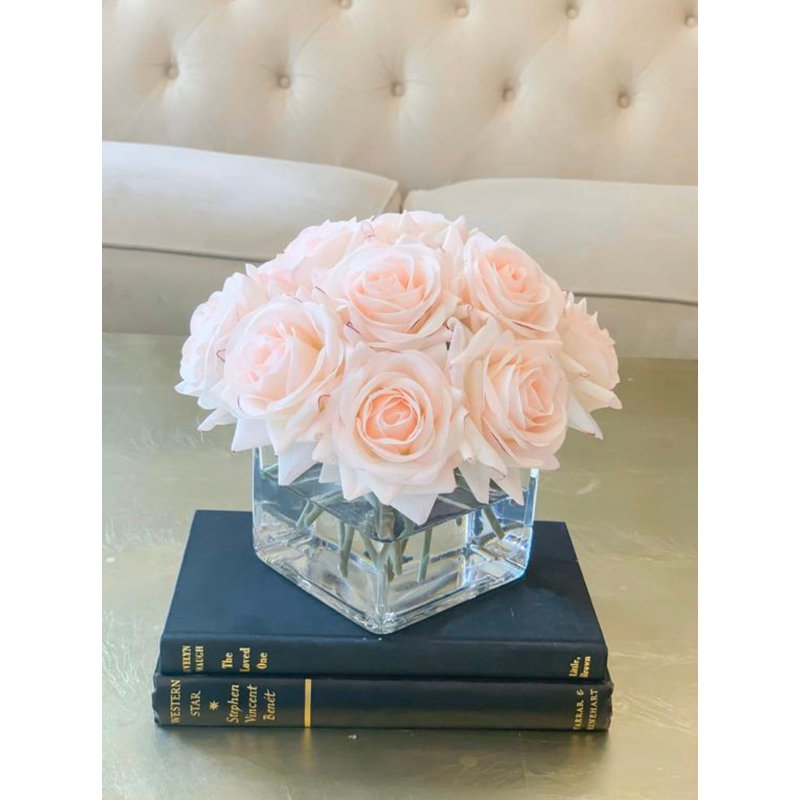 Roses dans un vase, Rosé