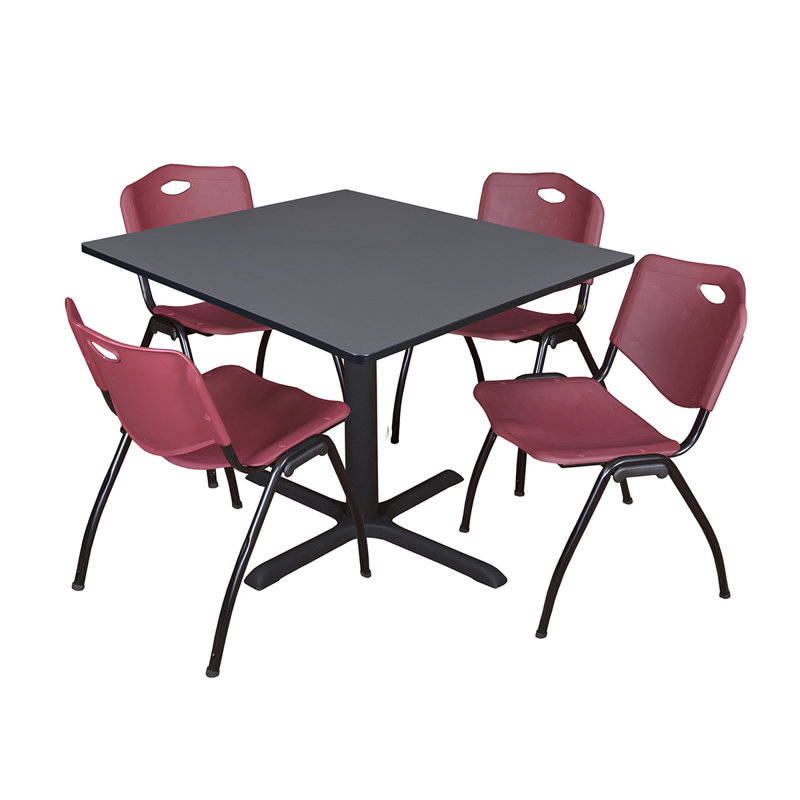 Table de salle à manger Neyland Cain, Bourgogne, H 29 po x l 48 po x P 48 po, Gris