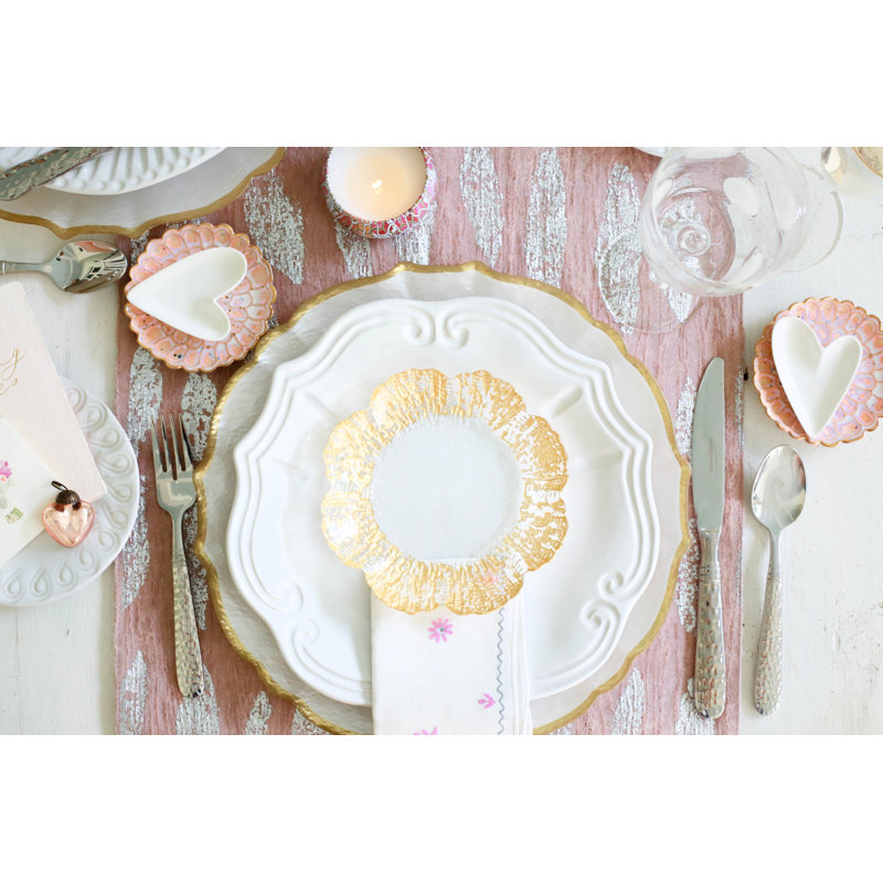 White Handcrafted Ceramic Scallop Dinner Plate