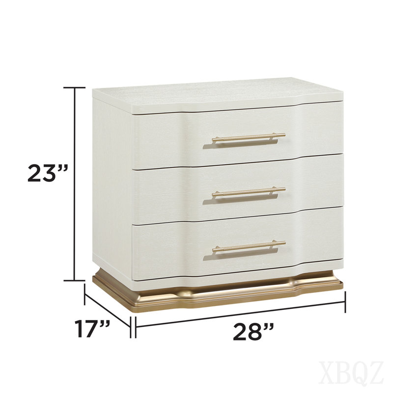 Table de chevet 3 tiroirs en beige avec finition texturée et poignées à finition dorée