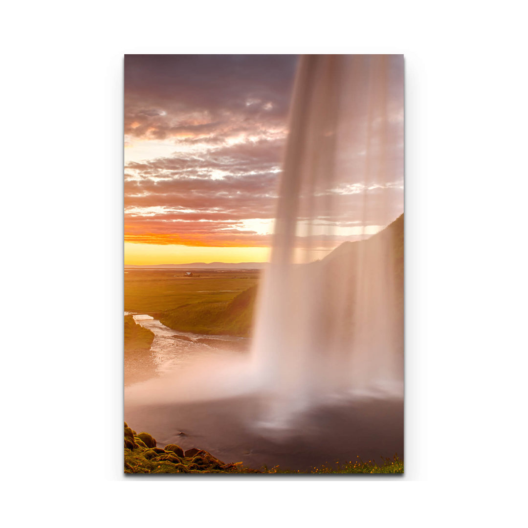 Leinwandbild Traumhafter Sonnenaufgang mit Wasserfall – Island