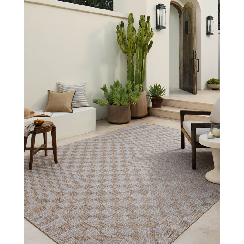 Amber Lewis x Loloi Indoor / Outdoor Topanga Natural / Dove Area Rug