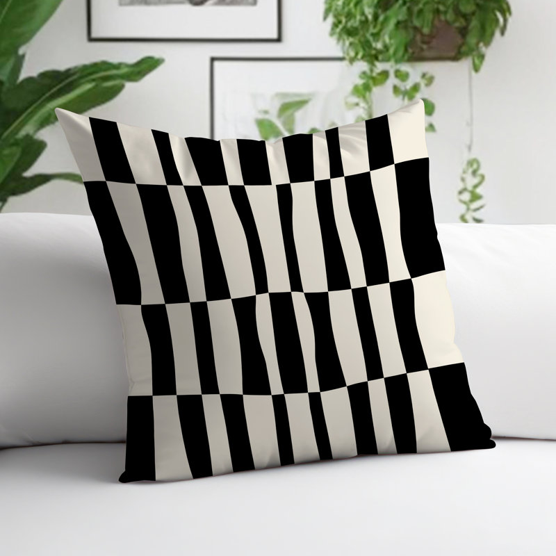 Coussin décoratif réversible en polyester filé Bianca, H 15 po x l 15 po, Noir / Blanc cassé