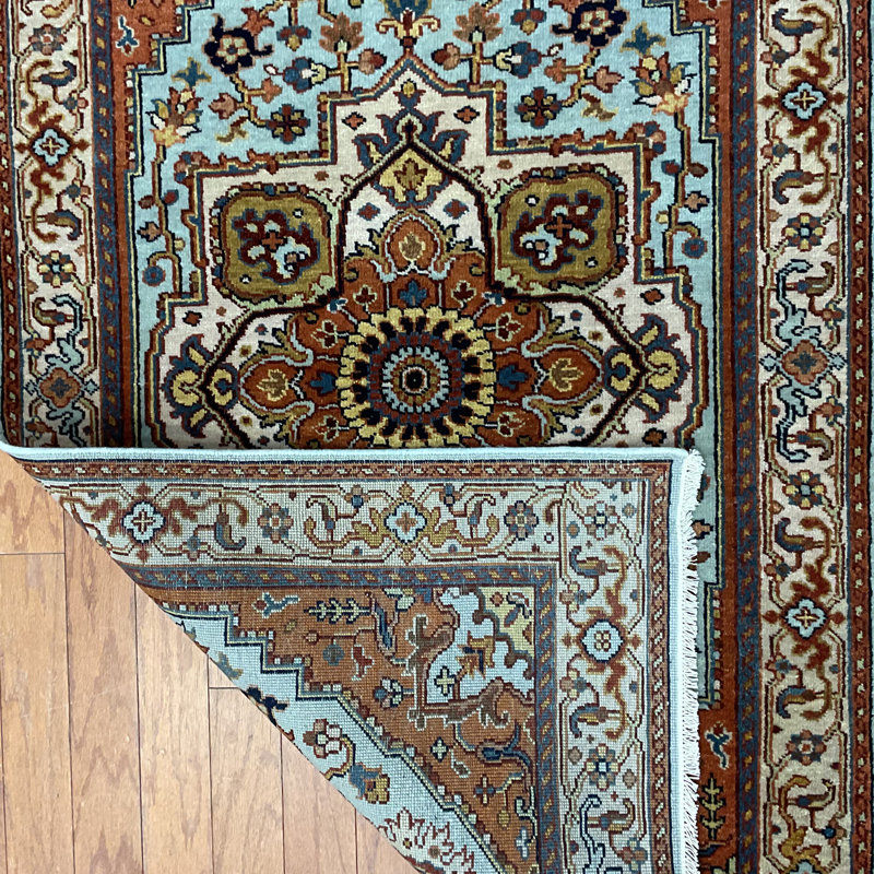  Handmade Heriz Wool Rug