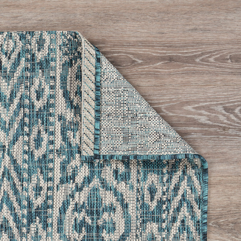 Indoor / Outdoor Rug, Rectangle 1'10" x 3'