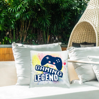 Coussin d'extérieur imprimé Retro Gaming Legend par Marcus Prime