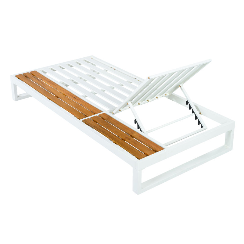 Chaise longue inclinable d'extérieur avec structure en bois de teck et base à lattes, blanc et teck