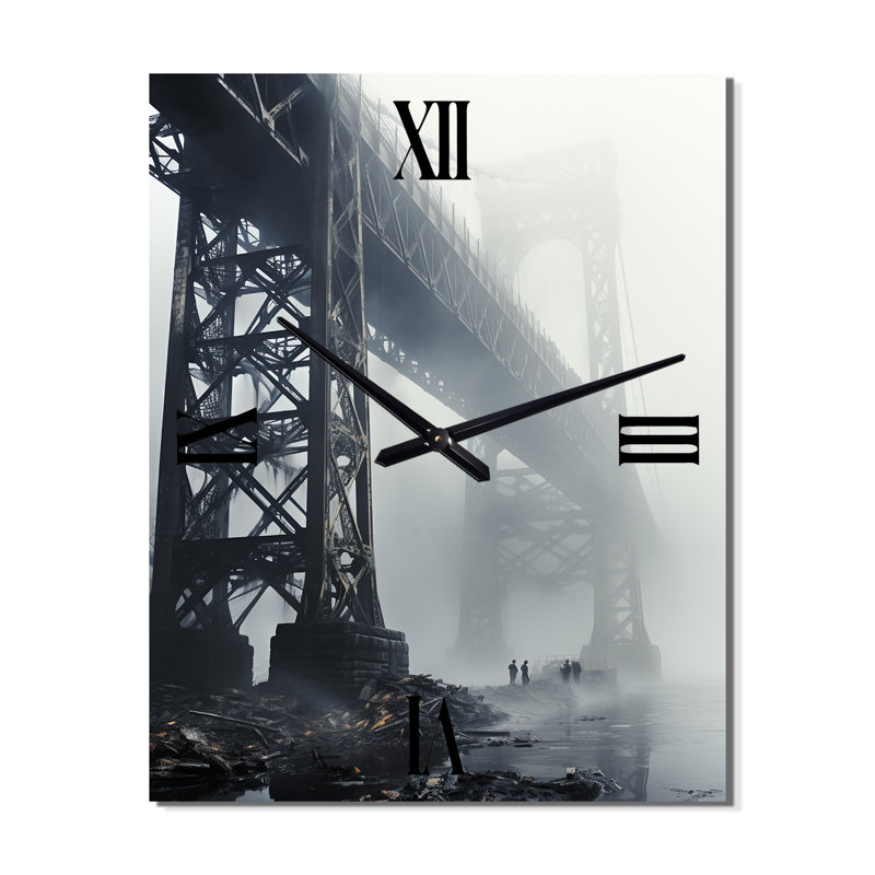 Horloge murale moderne Grey Bridge In Fog I - Cityscapes, H 32 po x l 24 po x P 1 po