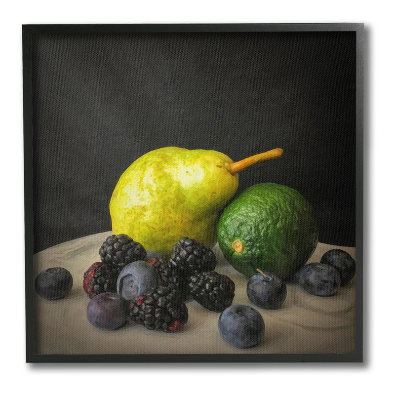 «Fruit & Berries Still Life», estampe numérique encadrée par GraffiTee Studios, Giclée encadrée noir minuit