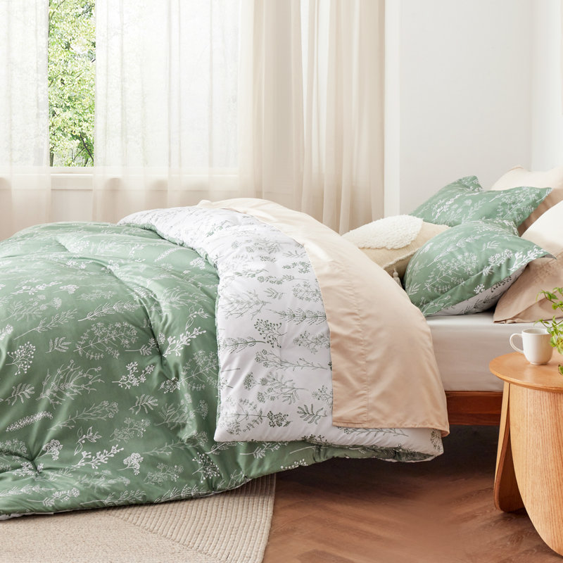 Best Seller Bedsure Comforter Set Reversible Cute Floral Bedding, 89GSM, Sage Green, Cal King