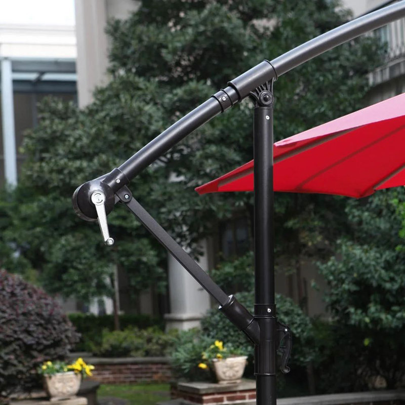 Parasol de patio d'extérieur avec base Darry, Rouge, 108 po x 132 po x 84 po