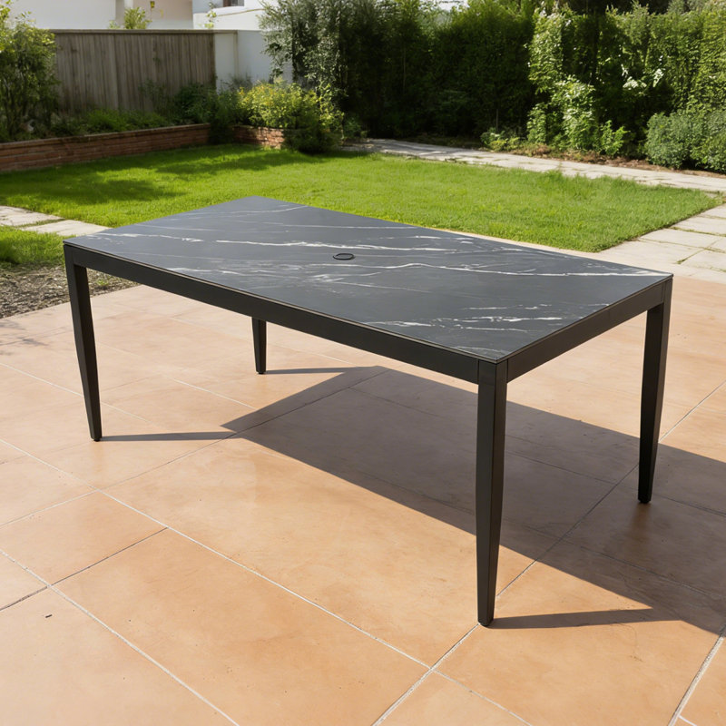 Table de salle à manger d'extérieur rectangulaire en aluminium antirouille de 71 po x 35,5 po avec trou pour parasol