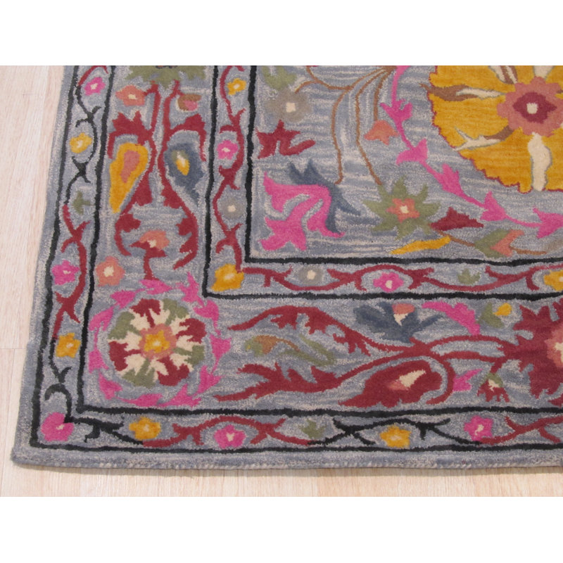 Tapis bleu en laine touffeté à la main Suzani, Rectangle de 5 pi x 8 pi