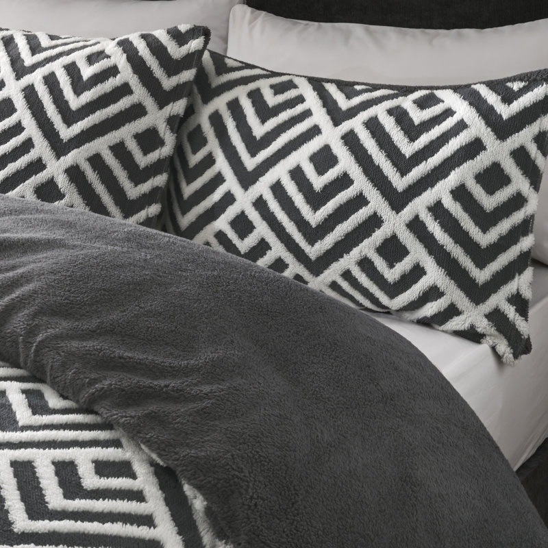 Torresdale Polyester Geometric Shapes Duvet Cover with Pillowcases Included, Charcoal, Single - 1 Standard Pillowcase