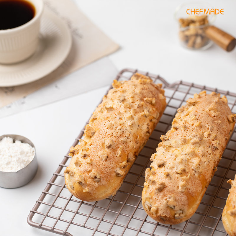 CHEFMADE Mini Loaf Pan Set, 7-Inch 4Pcs Non-Stick Hotdog-Shaped Bread and Cake Bakeware for Kitchen Baking