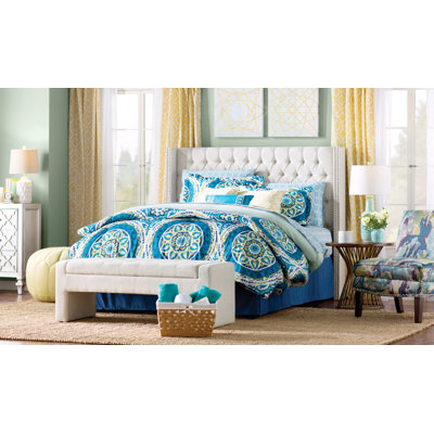 Gillian Upholstered Flip Top Storage Bench