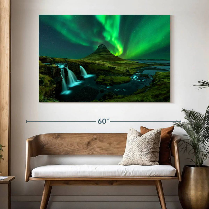 Alvord Kirkjufellsfoss Northern Lights, H 34 po x l 51 po