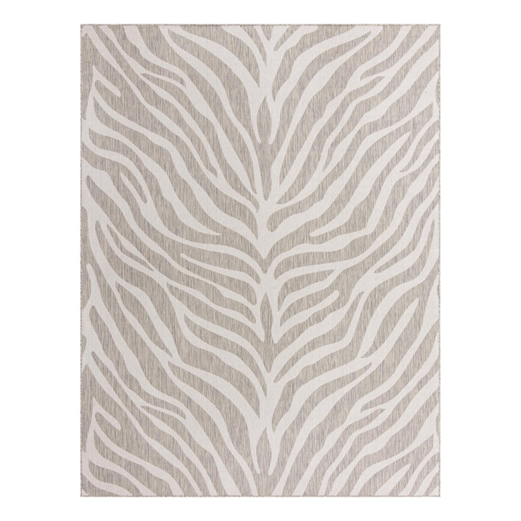 Tullyrusk Animal Print Indoor / Outdoor Rug